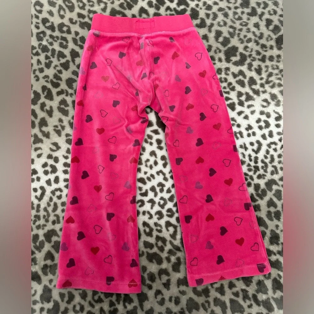 OshKosh B’gosh  Heart Graphic Velour Pants in Pink Size 4T Toddler